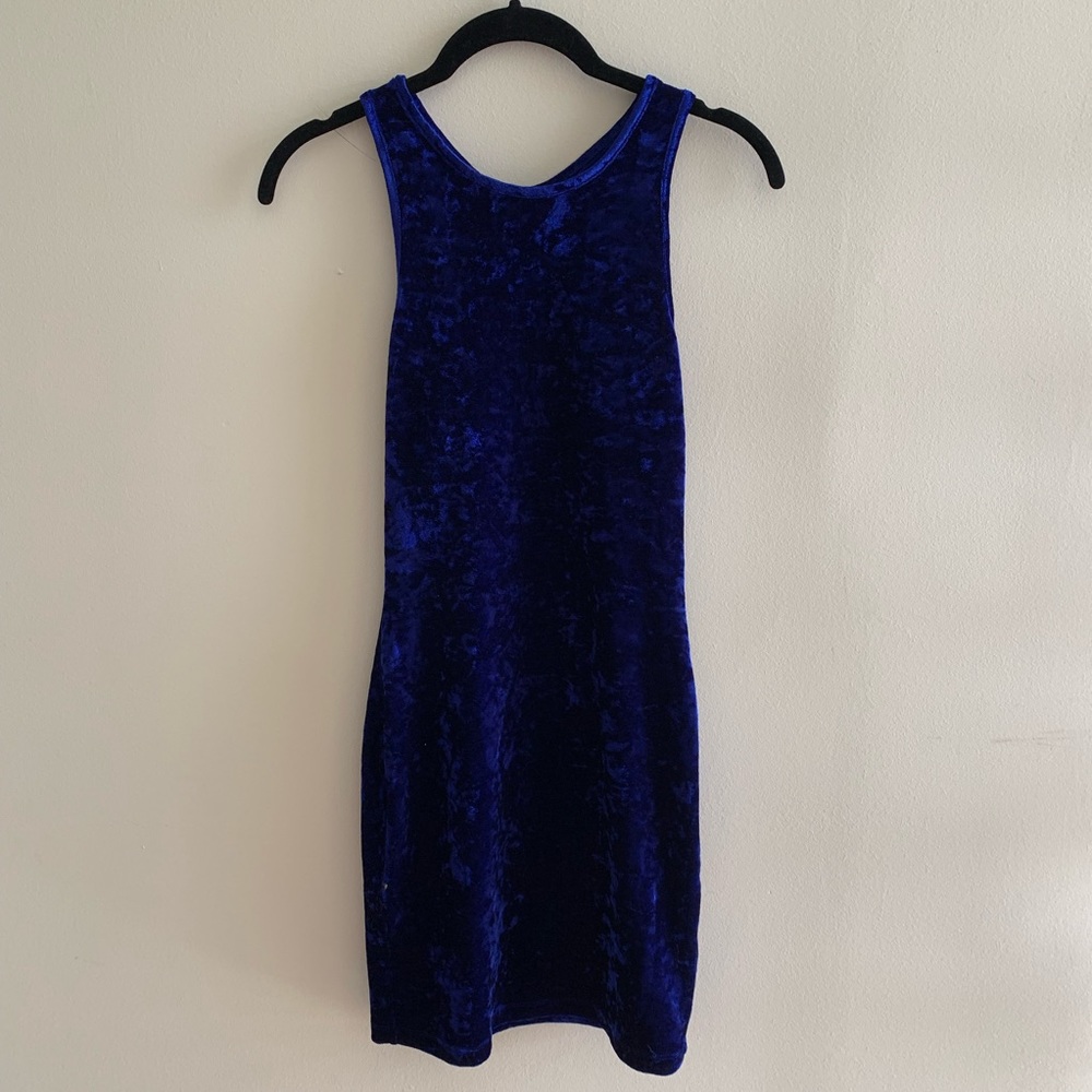 Bodycon cocktail dress